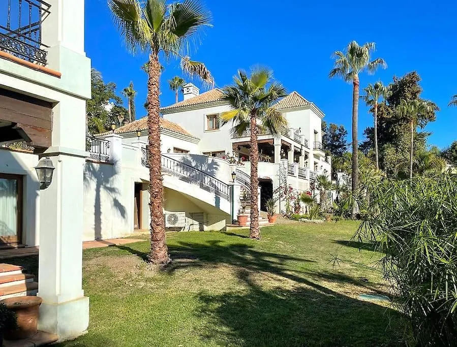 Villa 10 Bedroom Palace Huge Garden, Sea View! Estepona