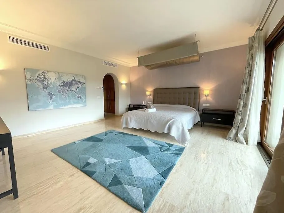 10 Bedroom Palace Huge Garden, Sea View! Estepona Spain