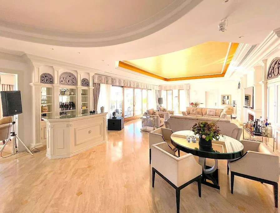 10 Bedroom Palace Huge Garden, Sea View! Estepona Spain