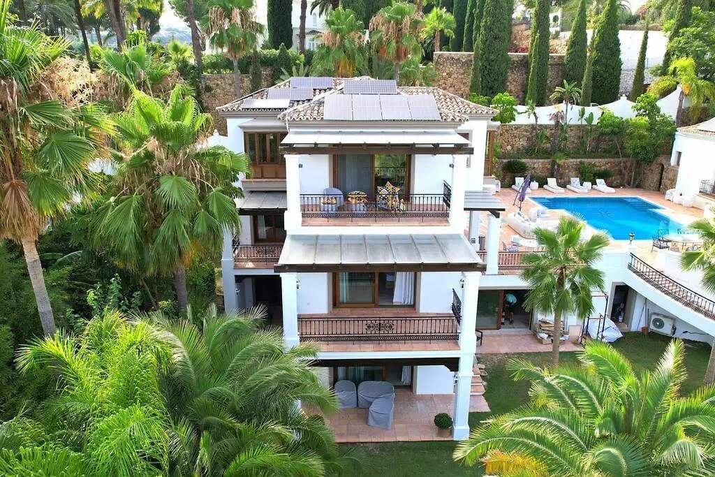 10 Bedroom Palace Huge Garden, Sea View! Estepona