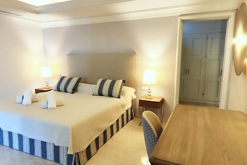 Villa 10 Bedroom Palace Huge Garden, Sea View! Estepona Spain