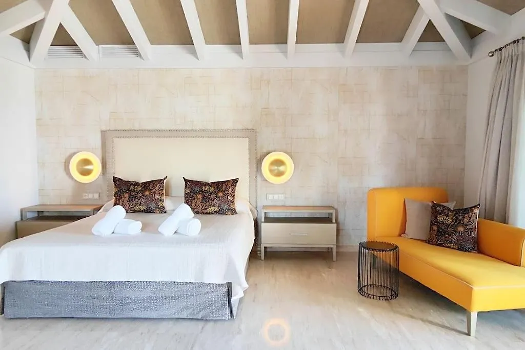 10 Bedroom Palace Huge Garden, Sea View! Estepona
