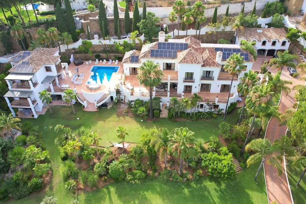 Villa 10 Bedroom Palace Huge Garden, Sea View! Estepona