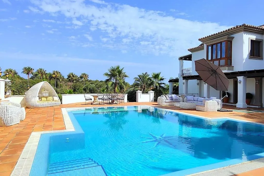10 Bedroom Palace Huge Garden, Sea View! Estepona 0*,