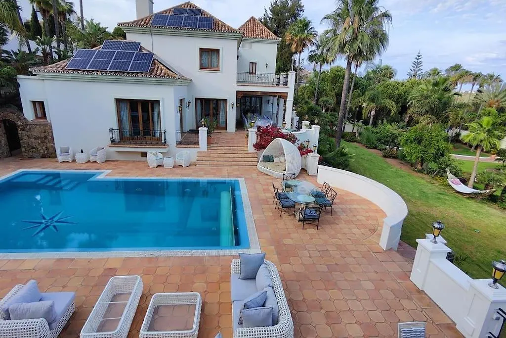Villa 10 Bedroom Palace Huge Garden, Sea View! Estepona