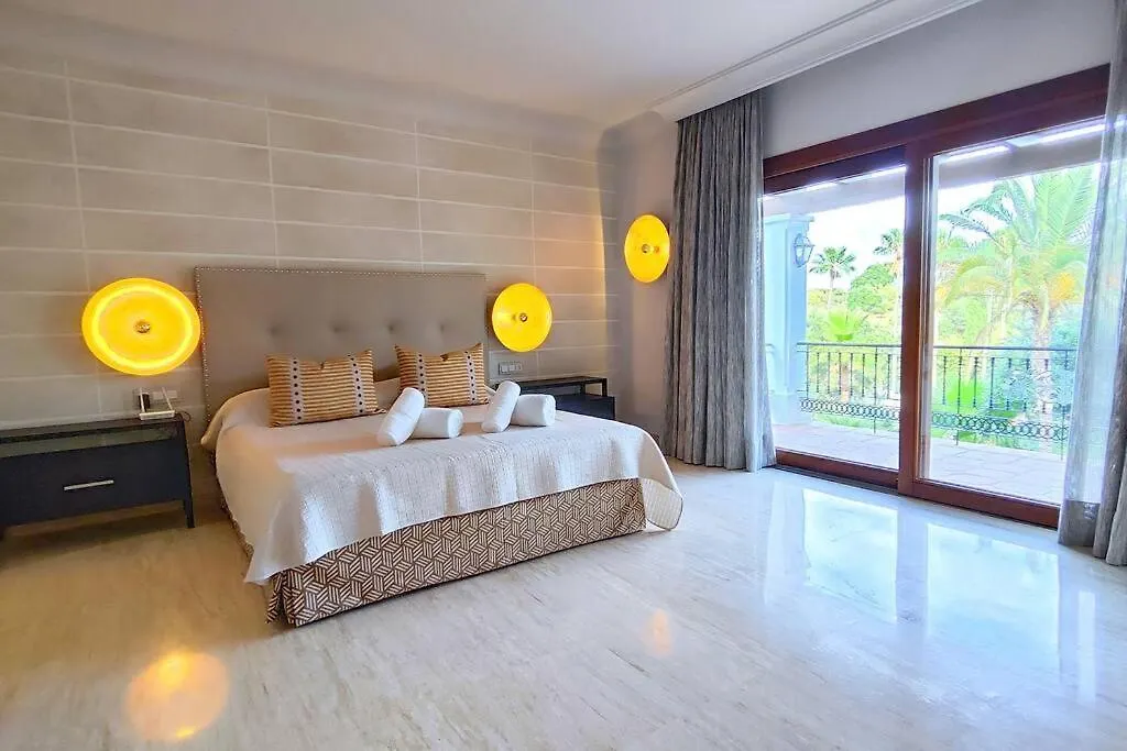 Villa 10 Bedroom Palace Huge Garden, Sea View! Estepona Spain