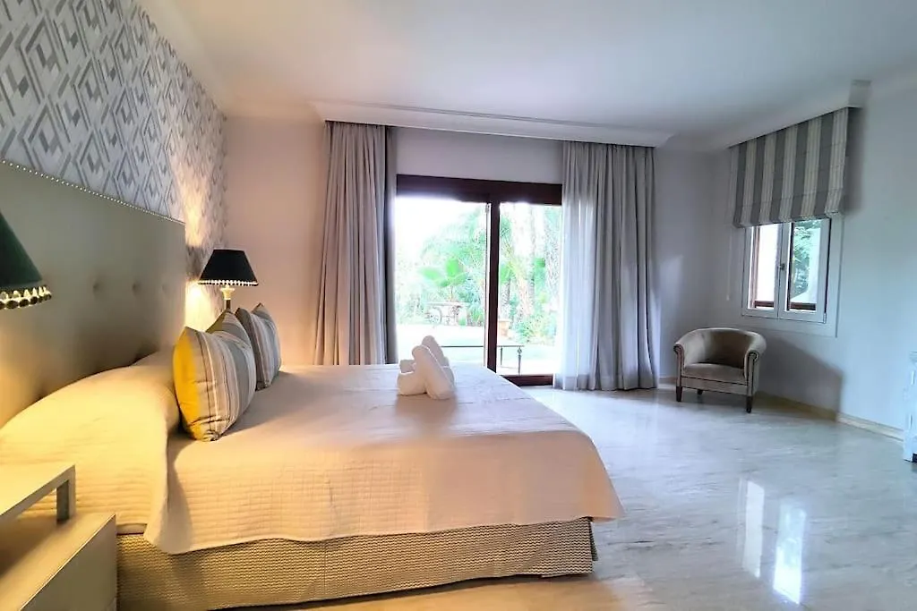 10 Bedroom Palace Huge Garden, Sea View! Estepona 0*,